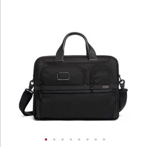 Tumi expandable laptop case